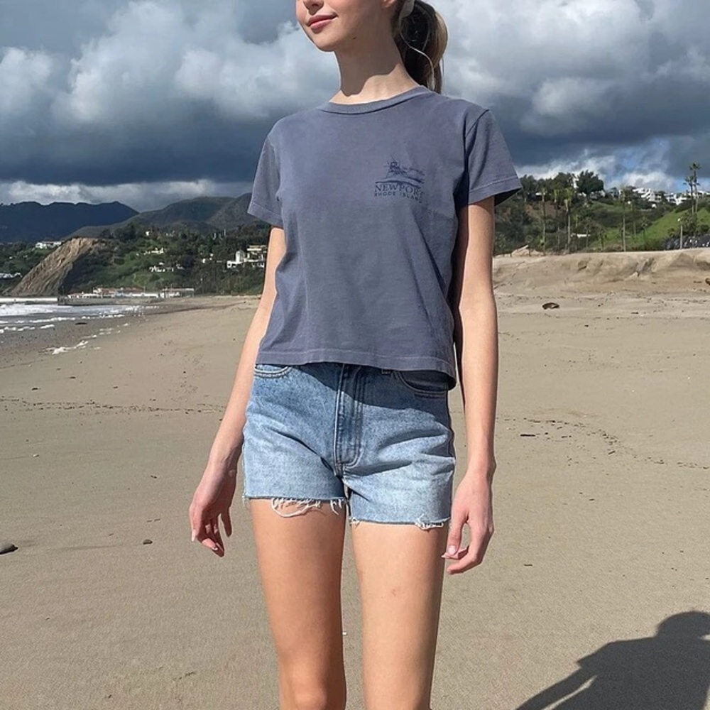 Brandy Melville Chole Newport Top - Picture 3 of 6